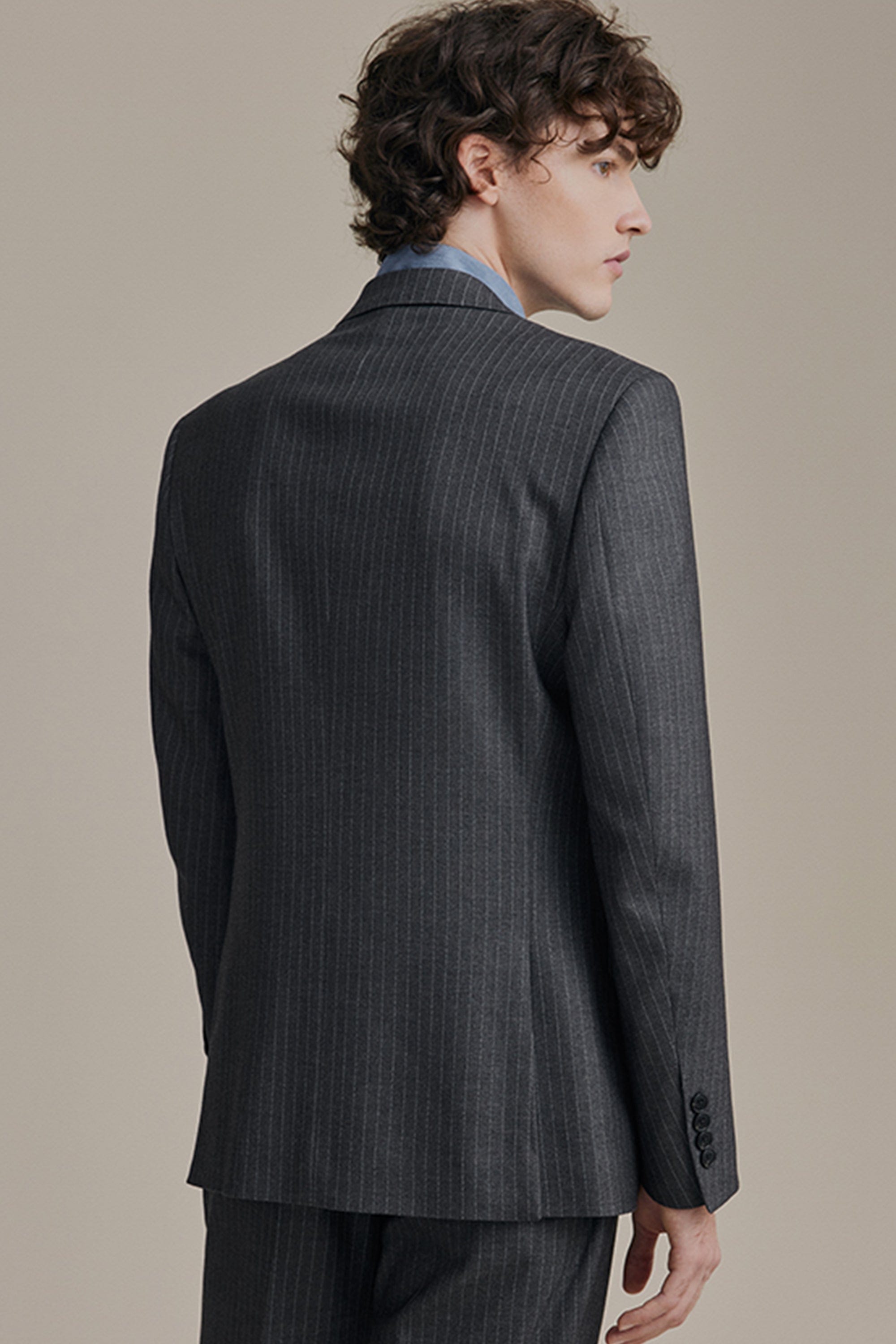 aesido 2 Piece Grey Double Breasted Striped Business Casual Mens Suit Groom Wedding Dress