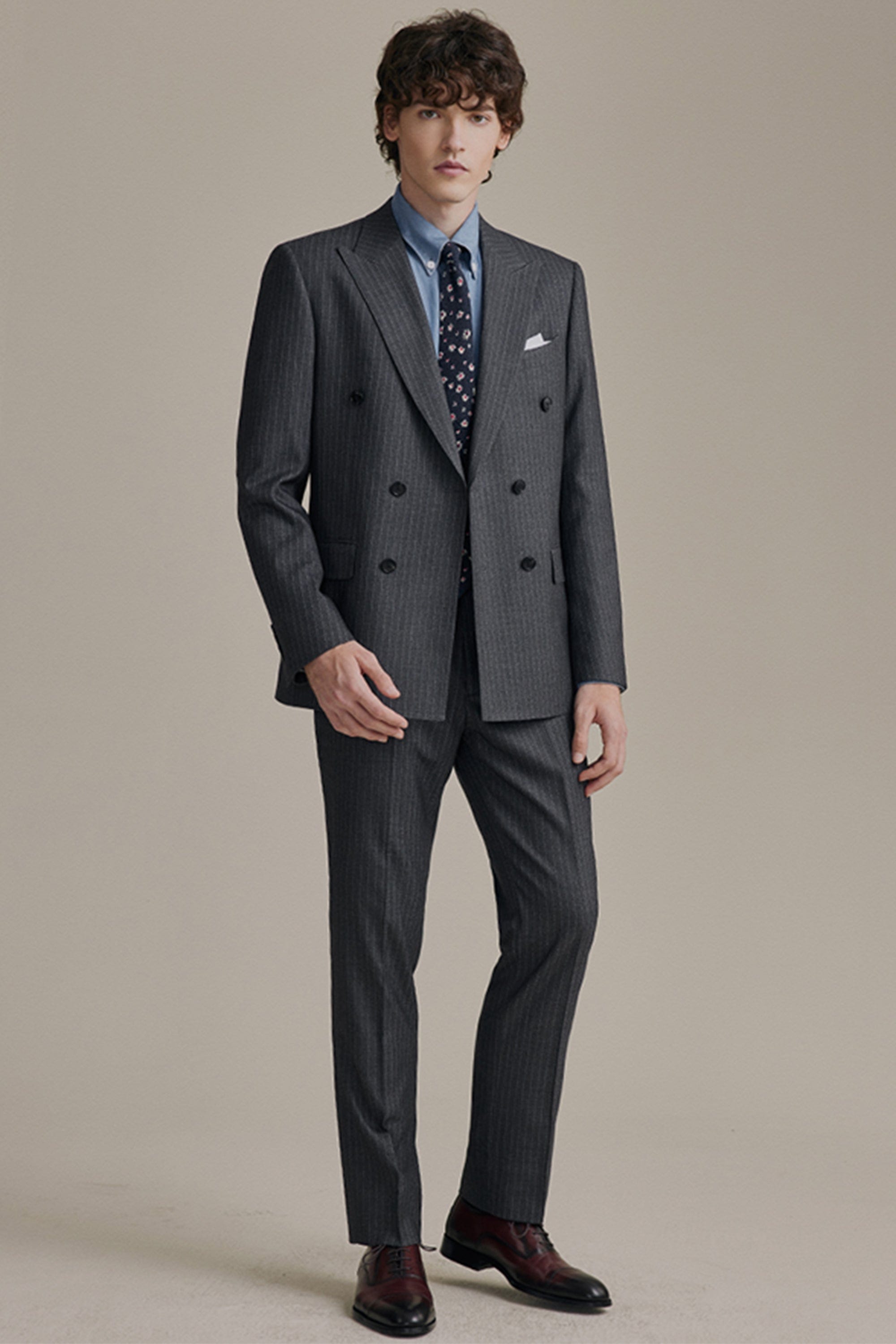 aesido 2 Piece Grey Double Breasted Striped Business Casual Mens Suit Groom Wedding Dress