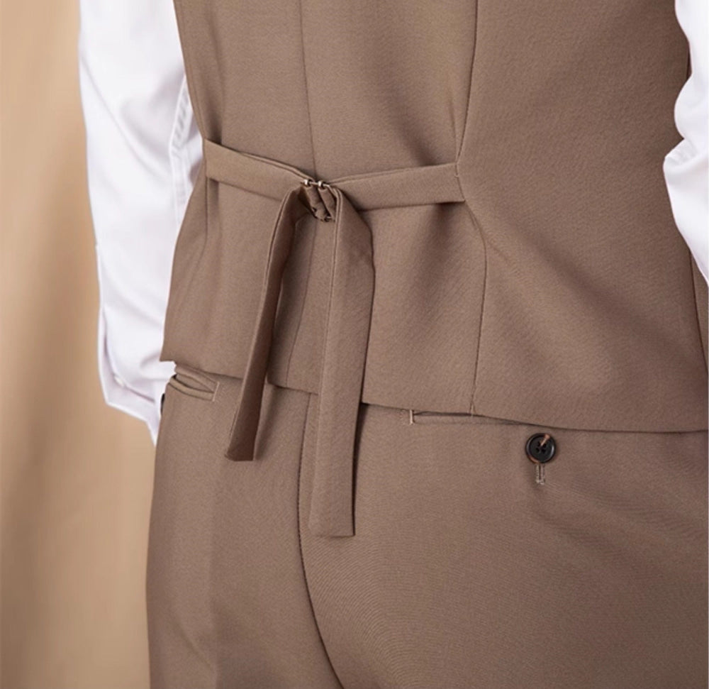 aesido 3 Piece Business Casual Peak Lapel Men's Suit (Blazer+Vest+Pants)