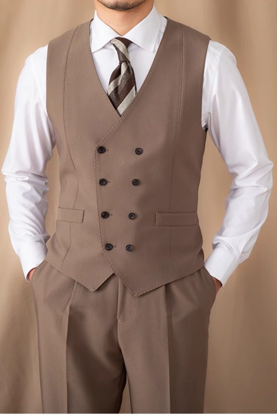 aesido 3 Piece Business Casual Peak Lapel Men's Suit (Blazer+Vest+Pants)