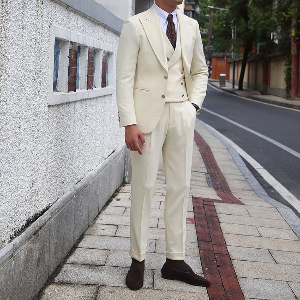 aesido 3 Pieces Peak Lapel Men Suit(Blazer+Vest+Pants)