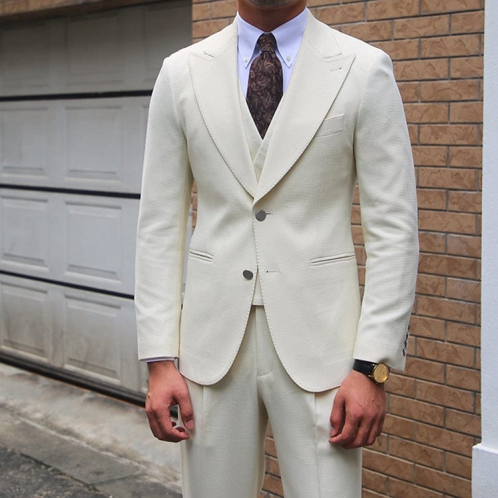 aesido 3 Pieces Peak Lapel Men Suit(Blazer+Vest+Pants)
