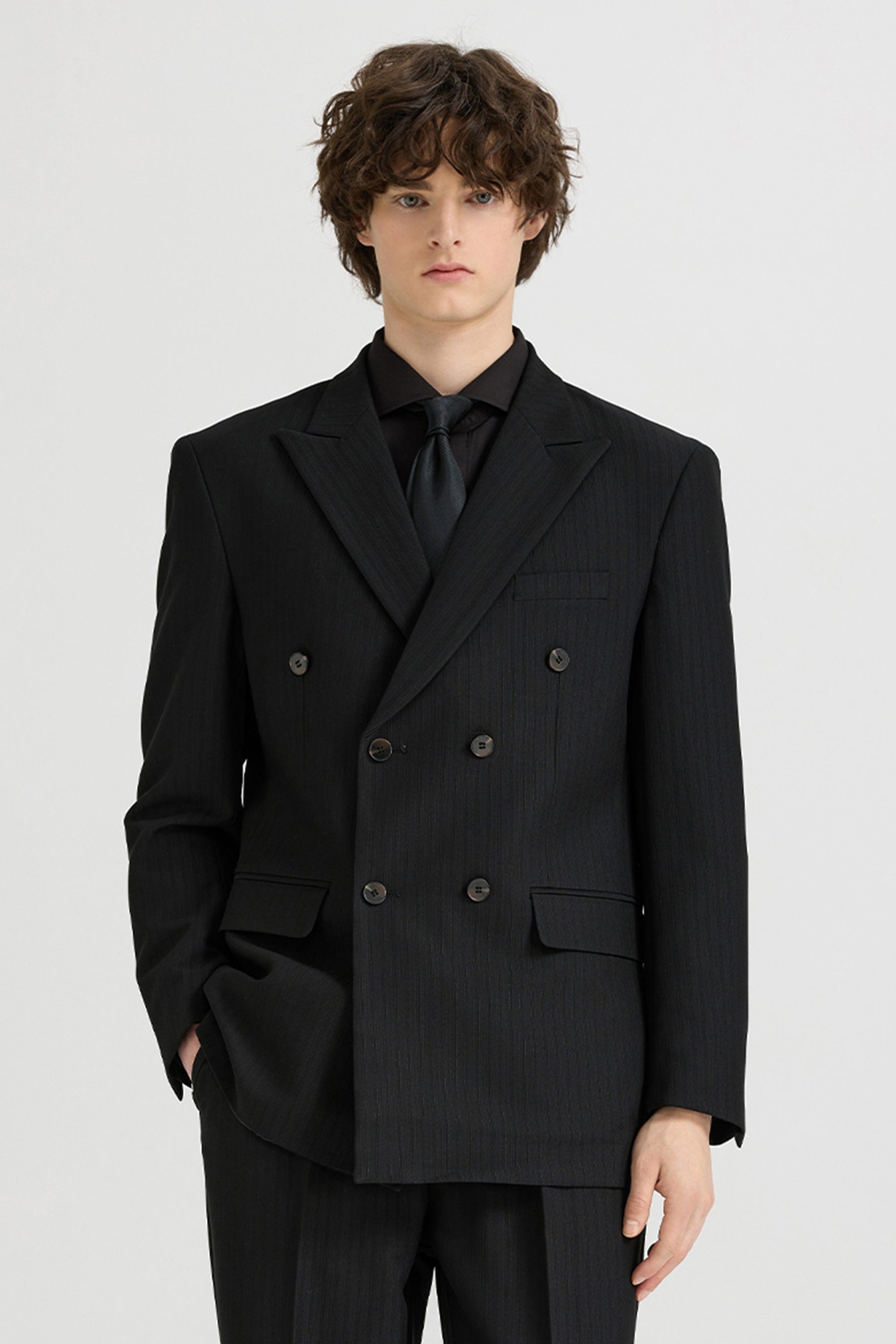 aesido Black 2 Piece High Quality Double Breasted Peaked Lapel Loose Casual Men's Suit