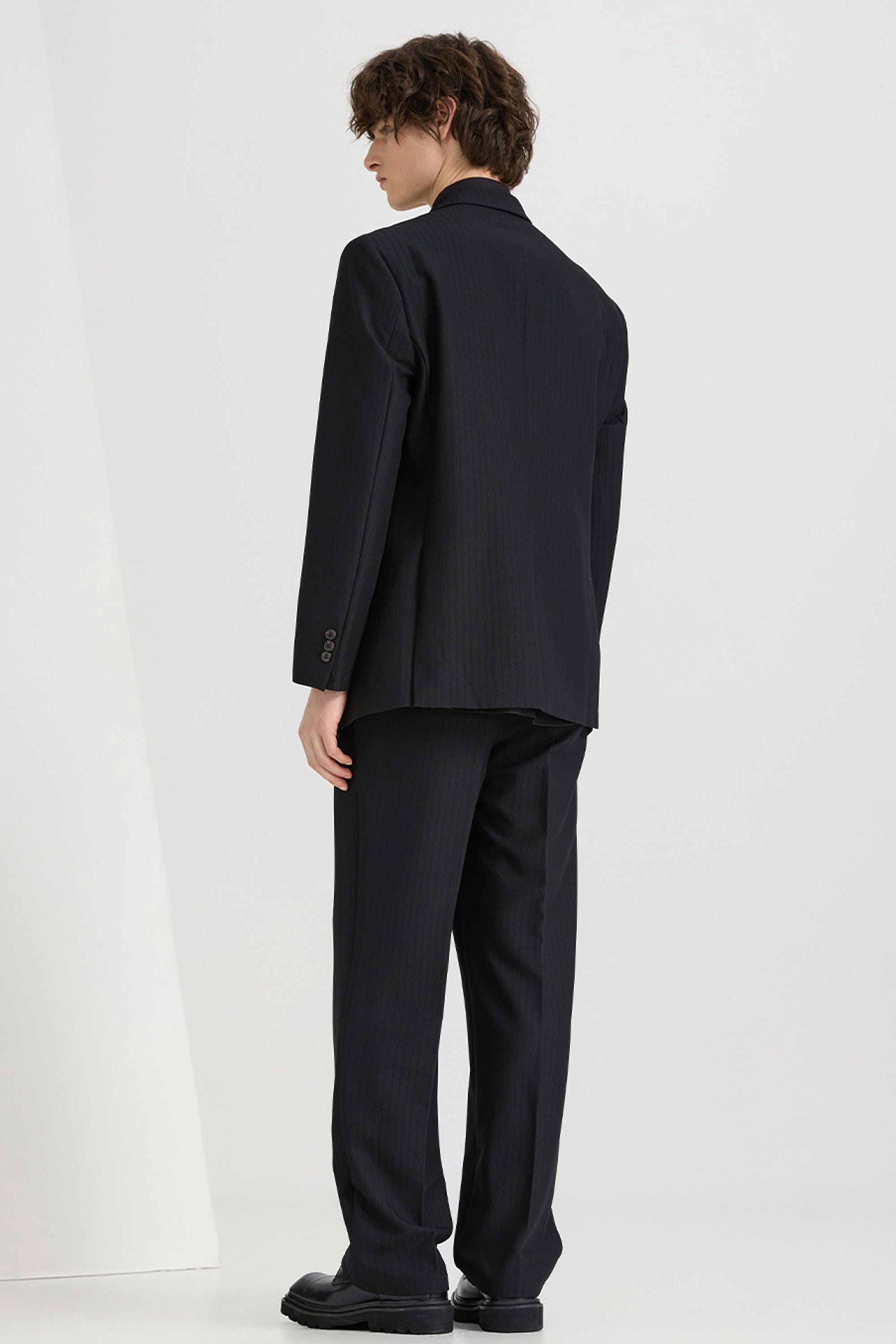 aesido Black 2 Piece High Quality Double Breasted Peaked Lapel Loose Casual Men's Suit