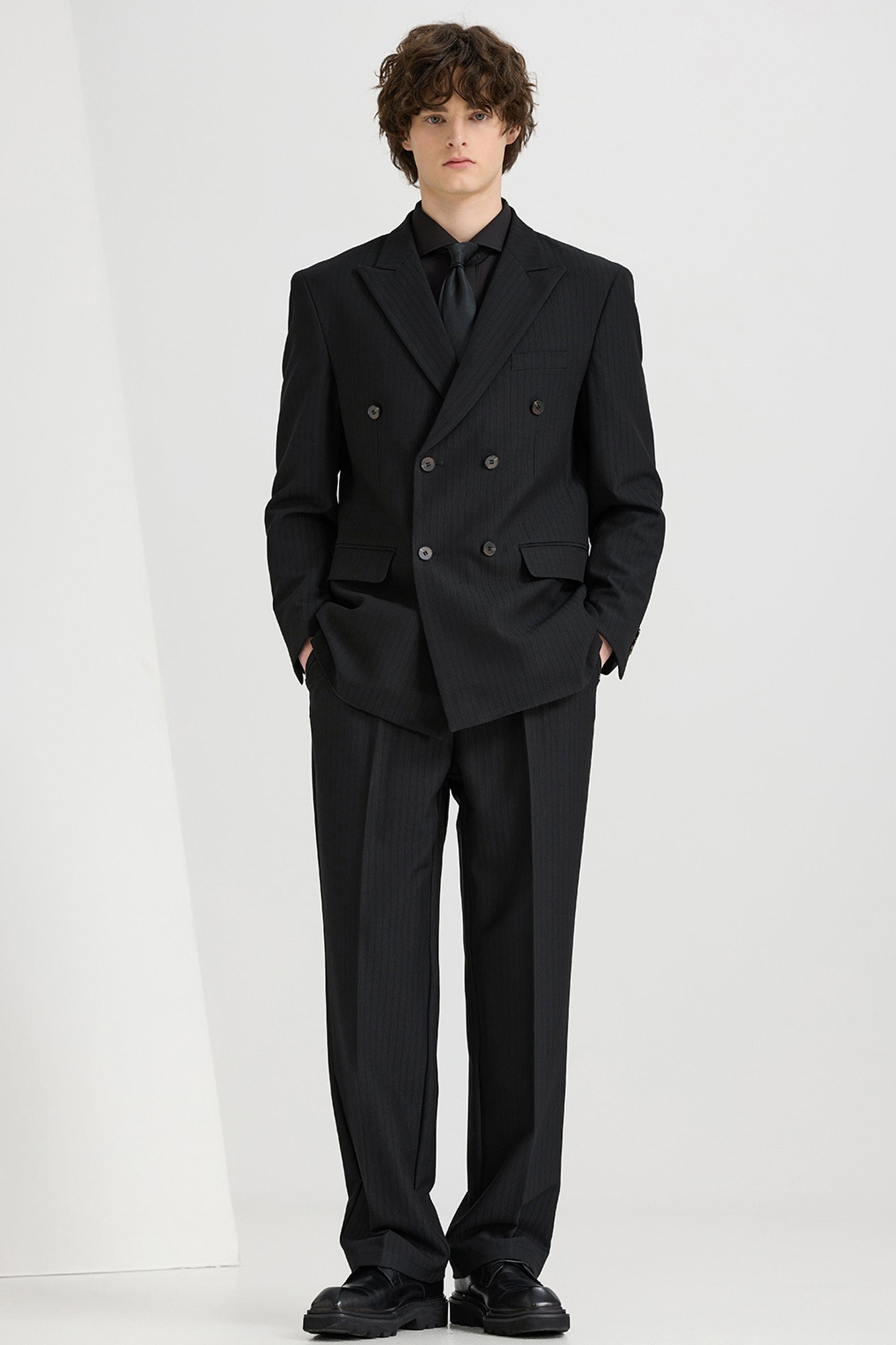 Black 2 Piece High Quality Double Breasted Peaked Lapel Loose Casual Men's Suit Black / 50R Black 2 Piece High Quality Double Breasted Peaked Lapel Loose Casual Men's Suit Black / 50R