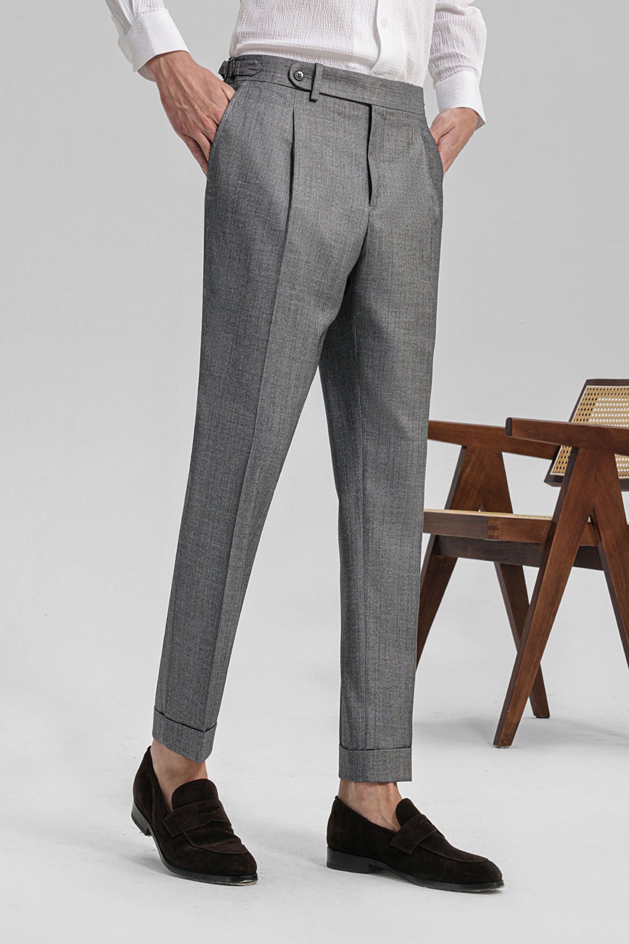 aesido Grey 2 Piece Double Breasted Peaked Lapel Business Casual Striped Men's Suit