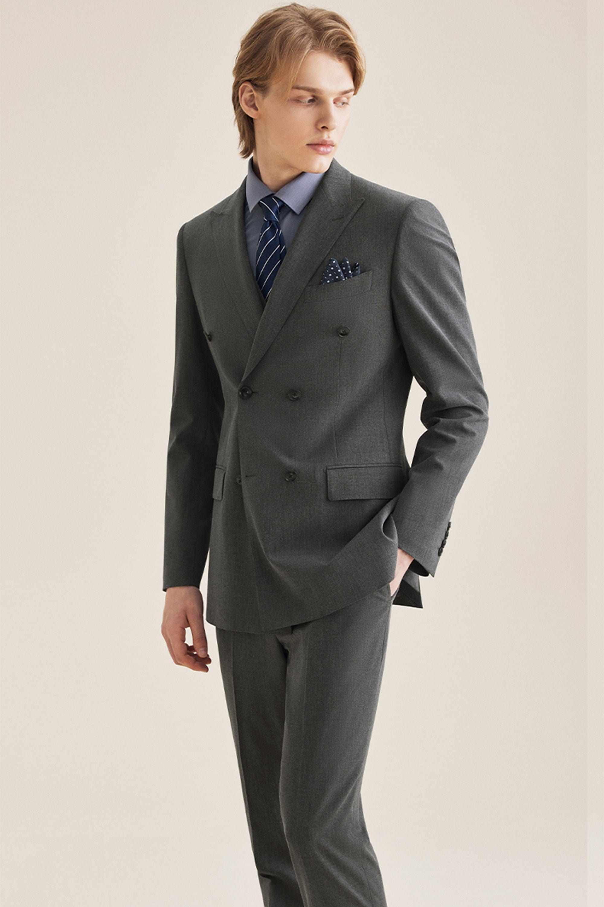 aesido Grey 3 Piece Double Breasted Business Casual Slim Fit Men's Suit Groom Wedding Reception Dress