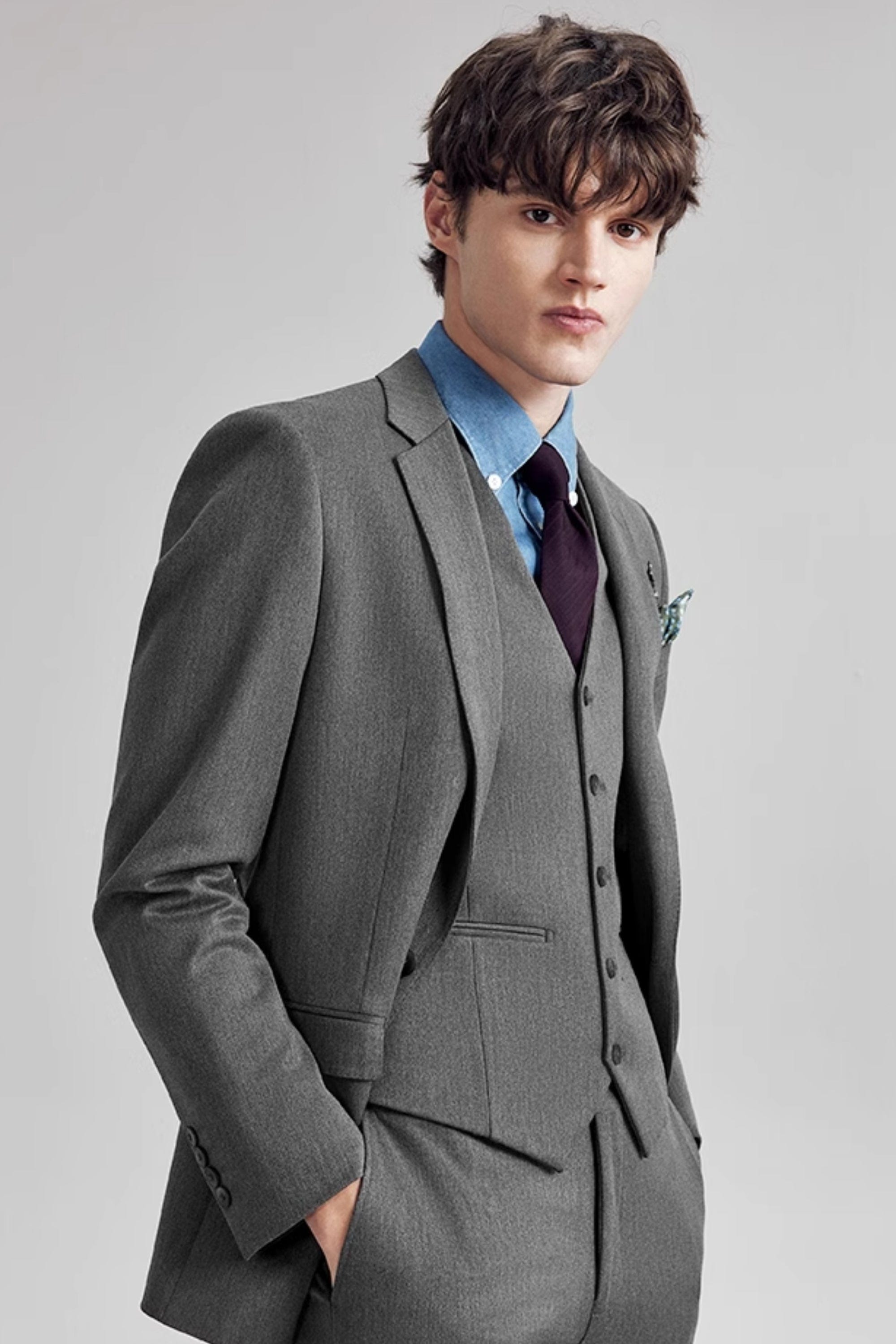 aesido Grey 3 Piece Single Button Business Casual Slim Fit Men's Suit Groom Wedding Dress