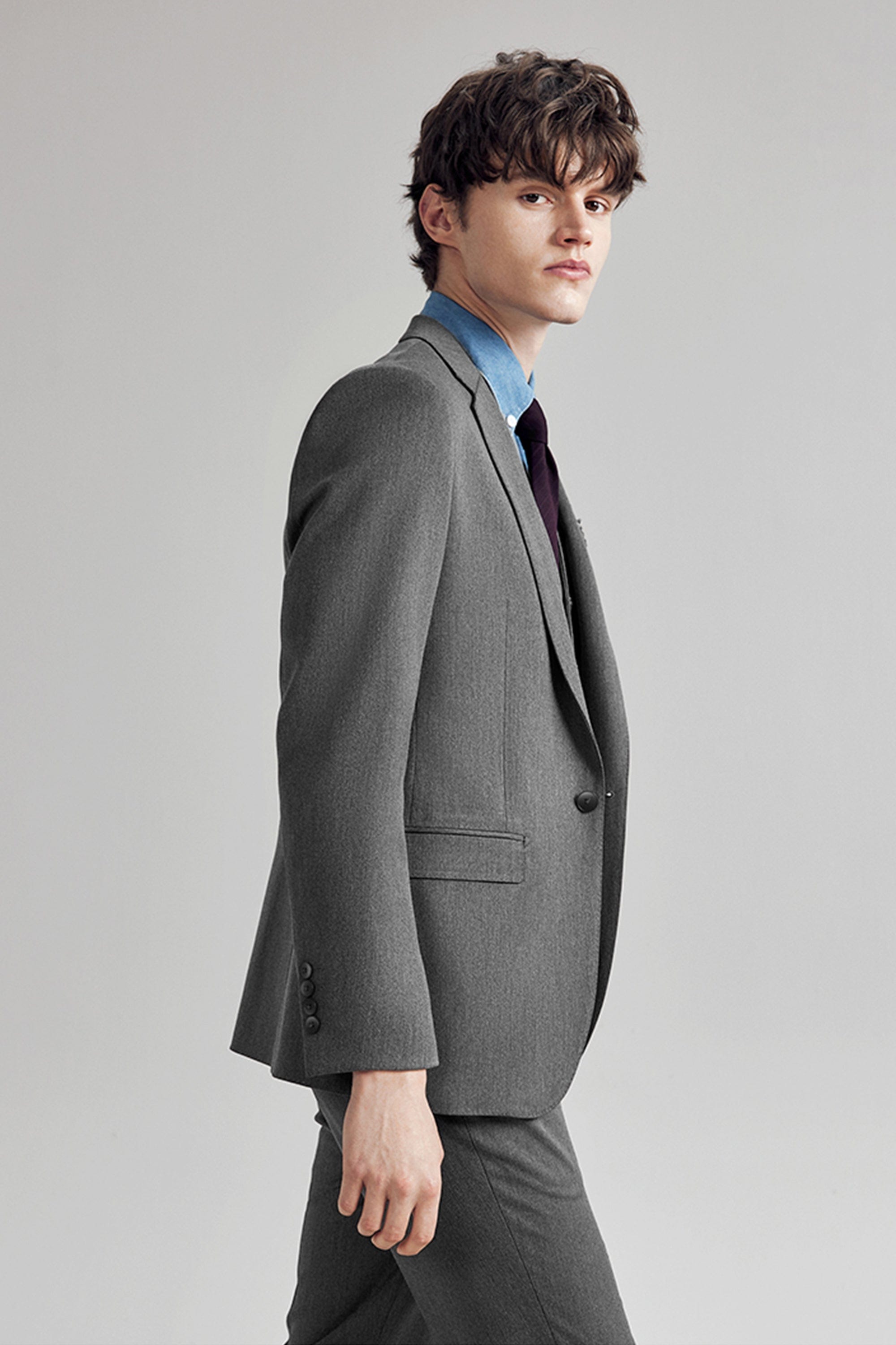 aesido Grey 3 Piece Single Button Business Casual Slim Fit Men's Suit Groom Wedding Dress