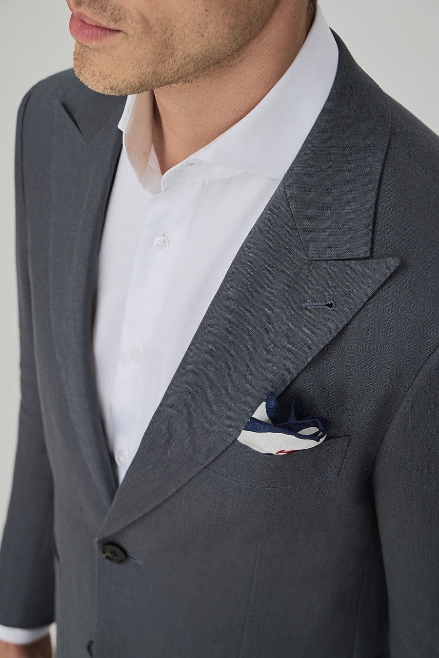 aesido Grey Men's Linen Suit 2 Piece Set Blazer and Pants Double Breasted Peak Lapel