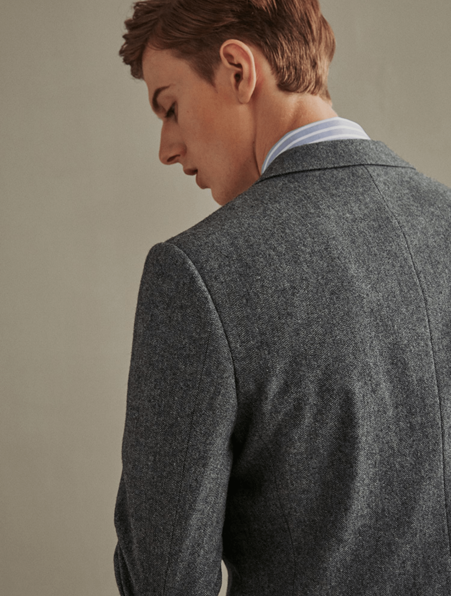 aesido Grey Three Piece Business Casual Men's Suit Groom Wedding Dress