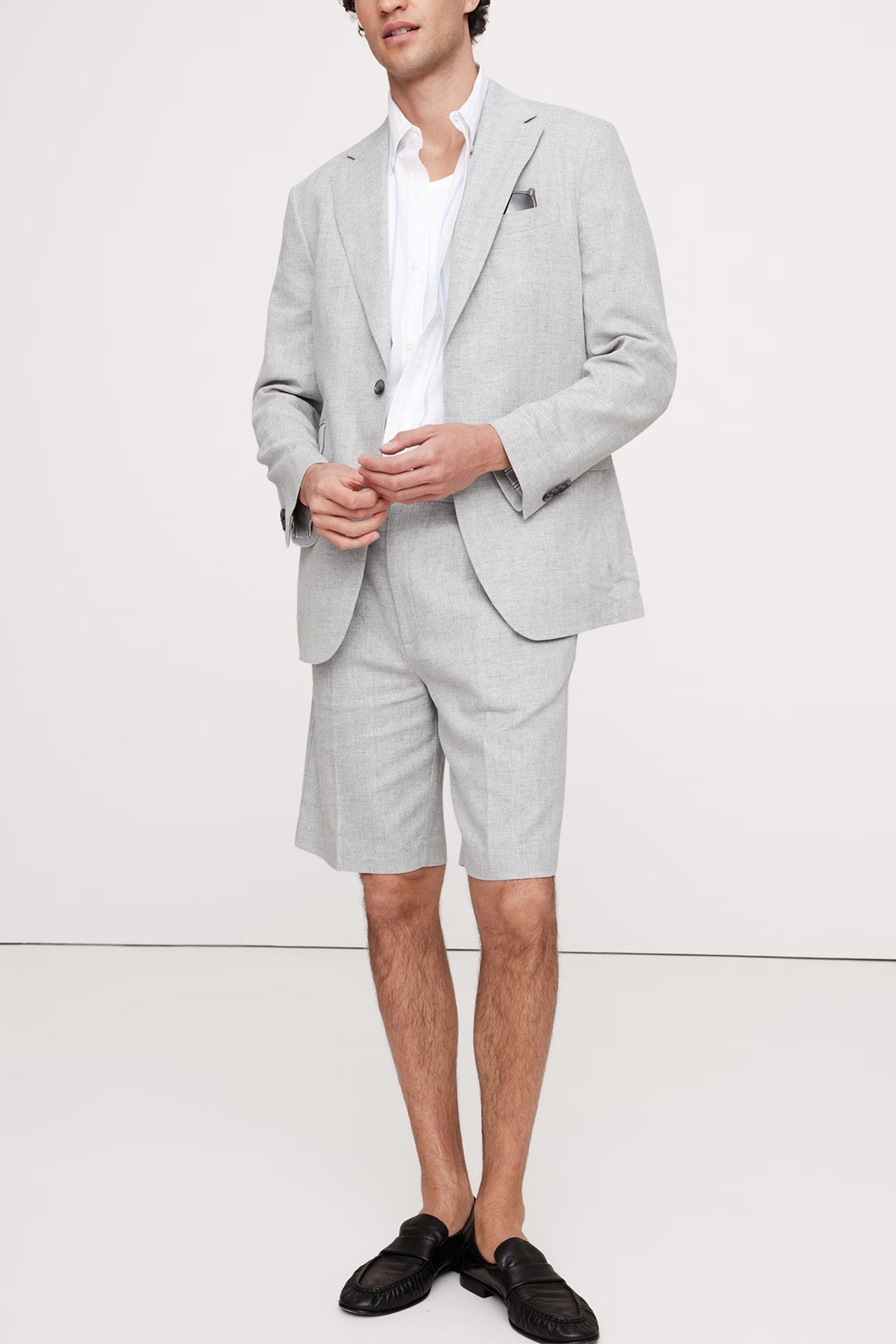 Light Grey 2 Piece Summer Herringbone Double Button Business Casual Men Suit (Blazer+Shorts) Light Grey / 36R Light Grey 2 Piece Summer Herringbone Double Button Business Casual Men Suit (Blazer+Shorts) Light Grey / 36R