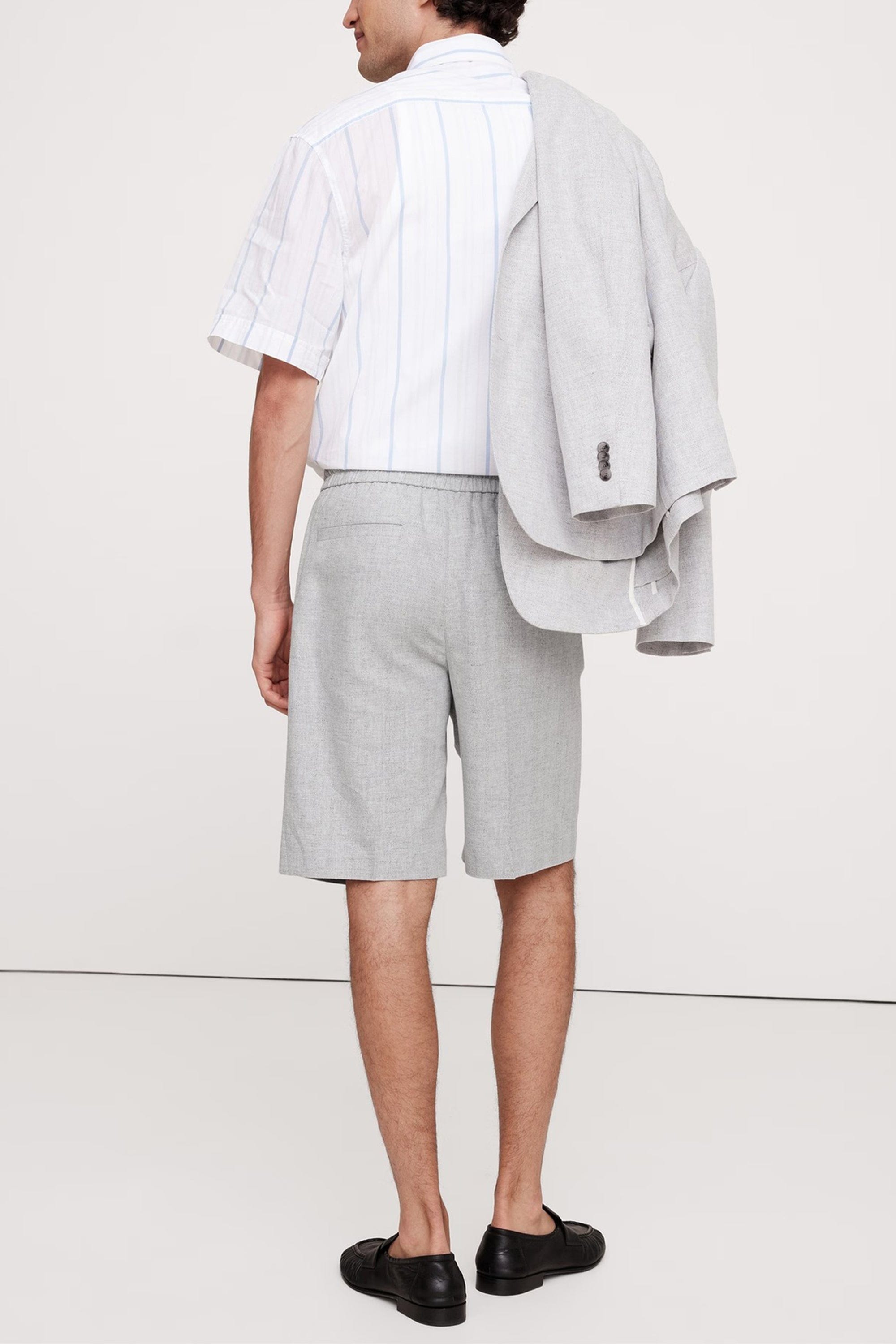 aesido Light Grey 2 Piece Summer Herringbone Double Button Business Casual Men Suit (Blazer+Shorts)