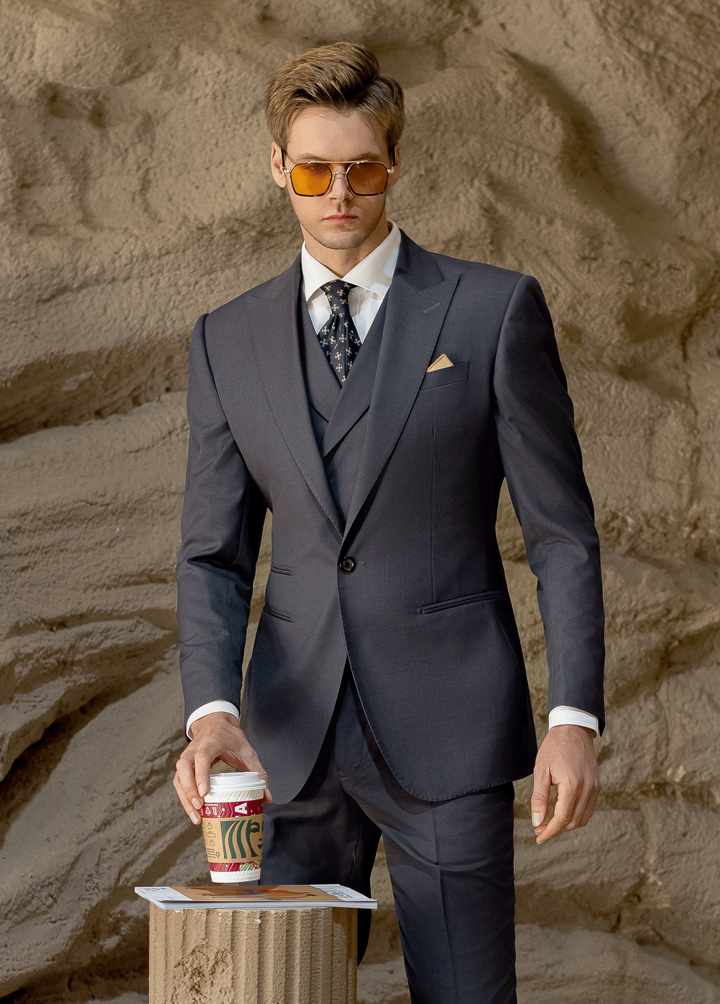 aesido Men's Dark Grey Light Luxury Suit Groom Wedding Slim Fit Business Suit 3 Piece Suit