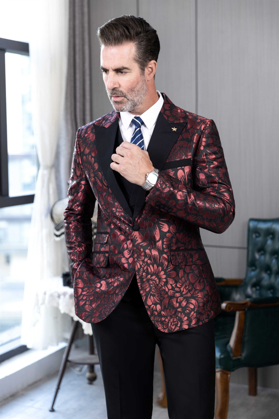 aesido Men's Suit 3 Piece Business Peak Lapel Jacket(Blazer+Vest+Pants)