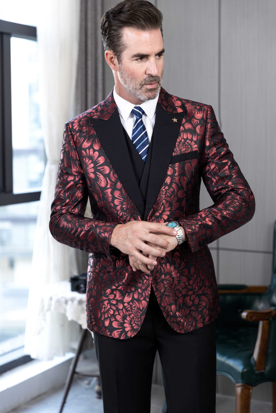 aesido Men's Suit 3 Piece Business Peak Lapel Jacket(Blazer+Vest+Pants)