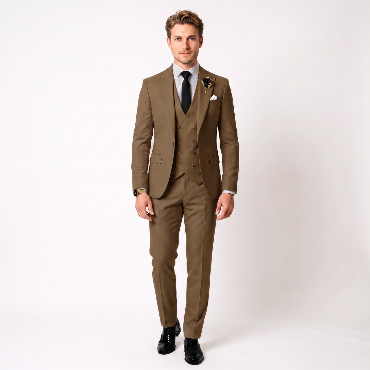 3 Piece Mens Suit Slim Fit Solid Peak Lapel Suit (Blazer + Vest + Pants)