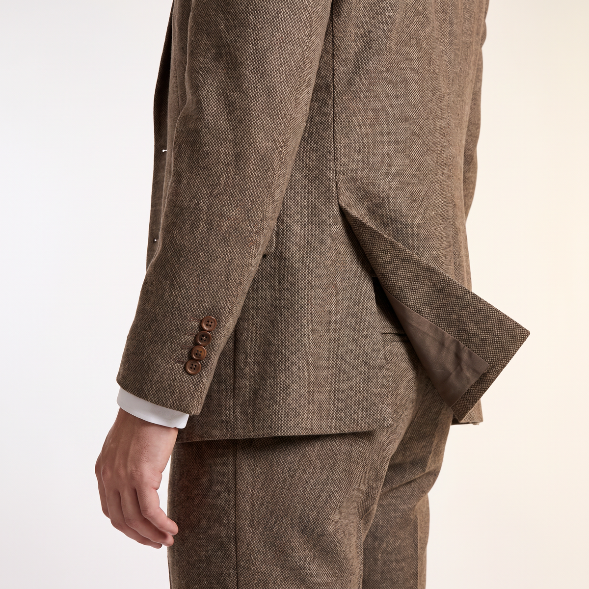 Aesido Double Buttons Casual Men's Suit 3 Pieces Classic Tweed Notch Lapel Tuxedos (Blazer+vest+Pants)