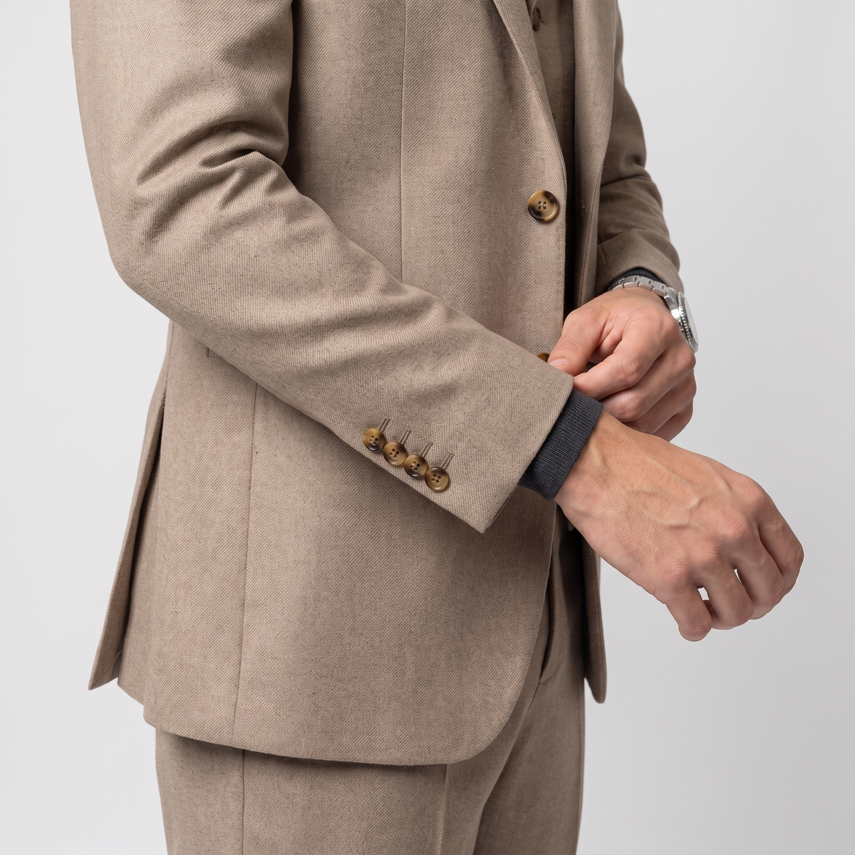 Aesido Khaki 3 Pieces Business Casual Slim Fit Tweed Men's Suit For Wedding (Blazer Vest+Pants)