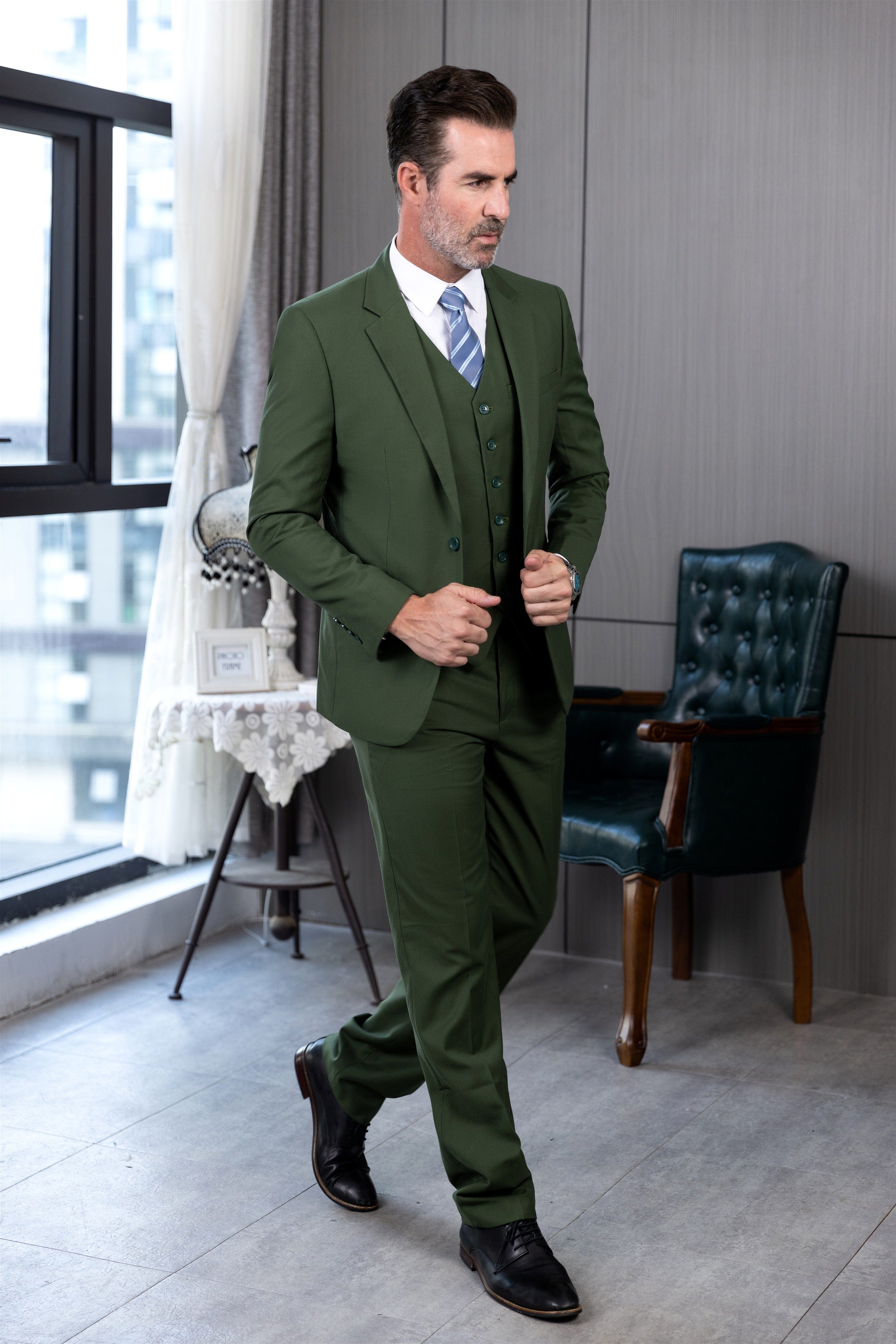 Aesido 3 Piece Busines Notch Lapel Men's Suit (Blazer+Vest+pants）