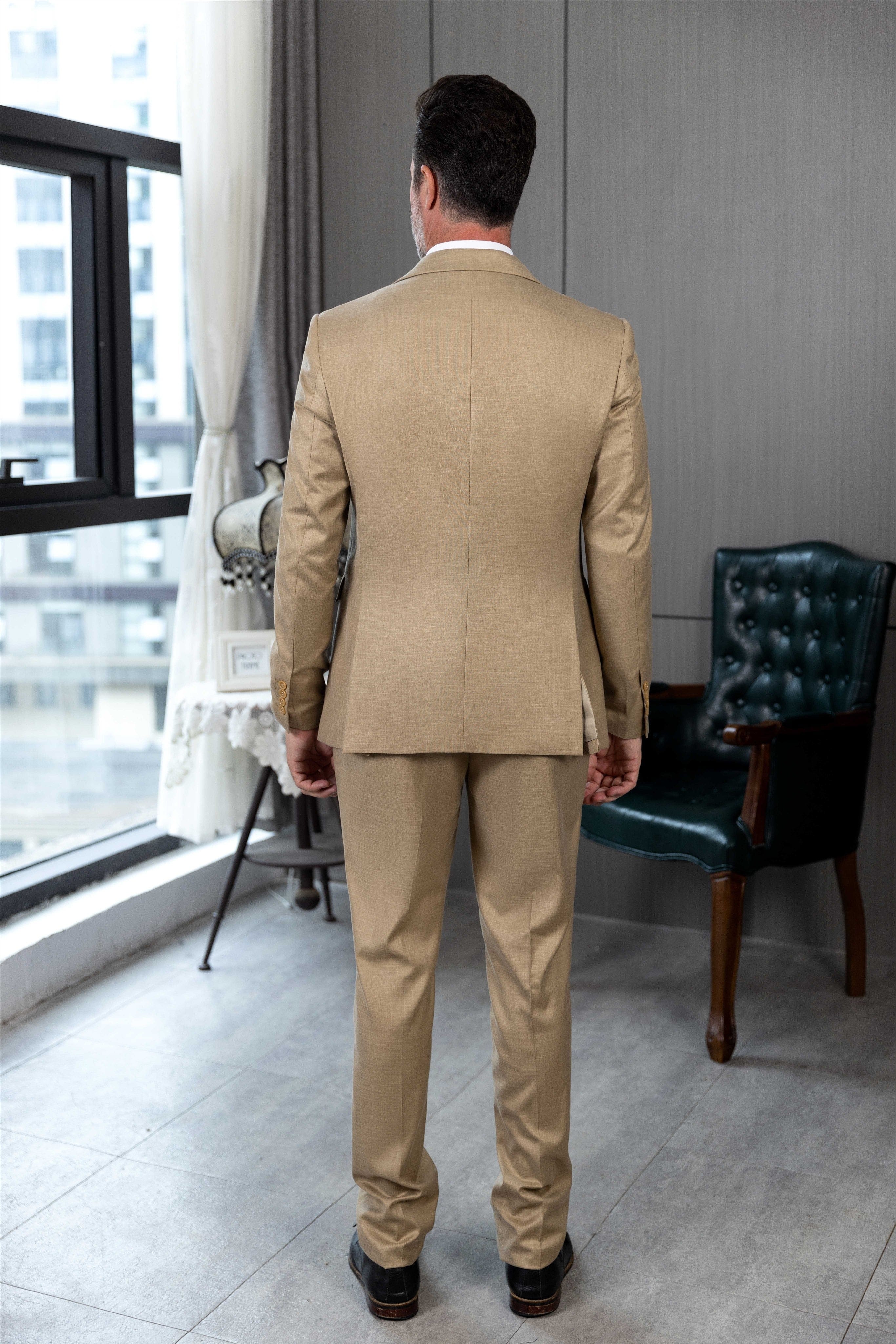 aesido 3 Pieces Business Peak Lapel Men's Suit (Blazer+Vest+Pants)