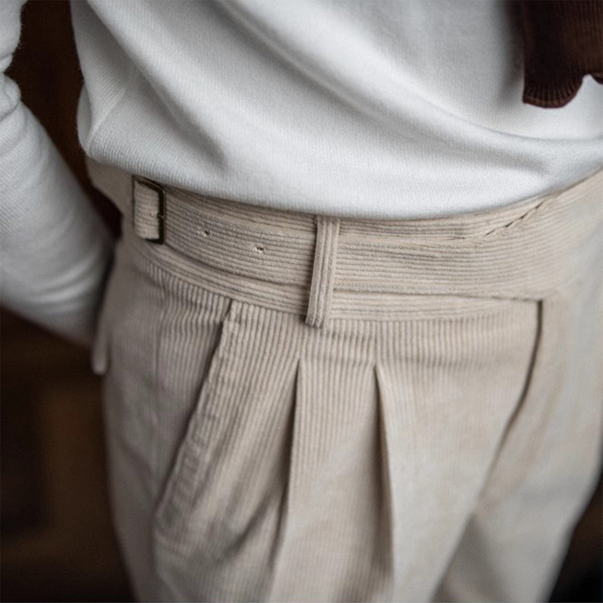 aesido Beige Retro High-Waisted Straight-Leg Curled Corduroy Men's Trousers