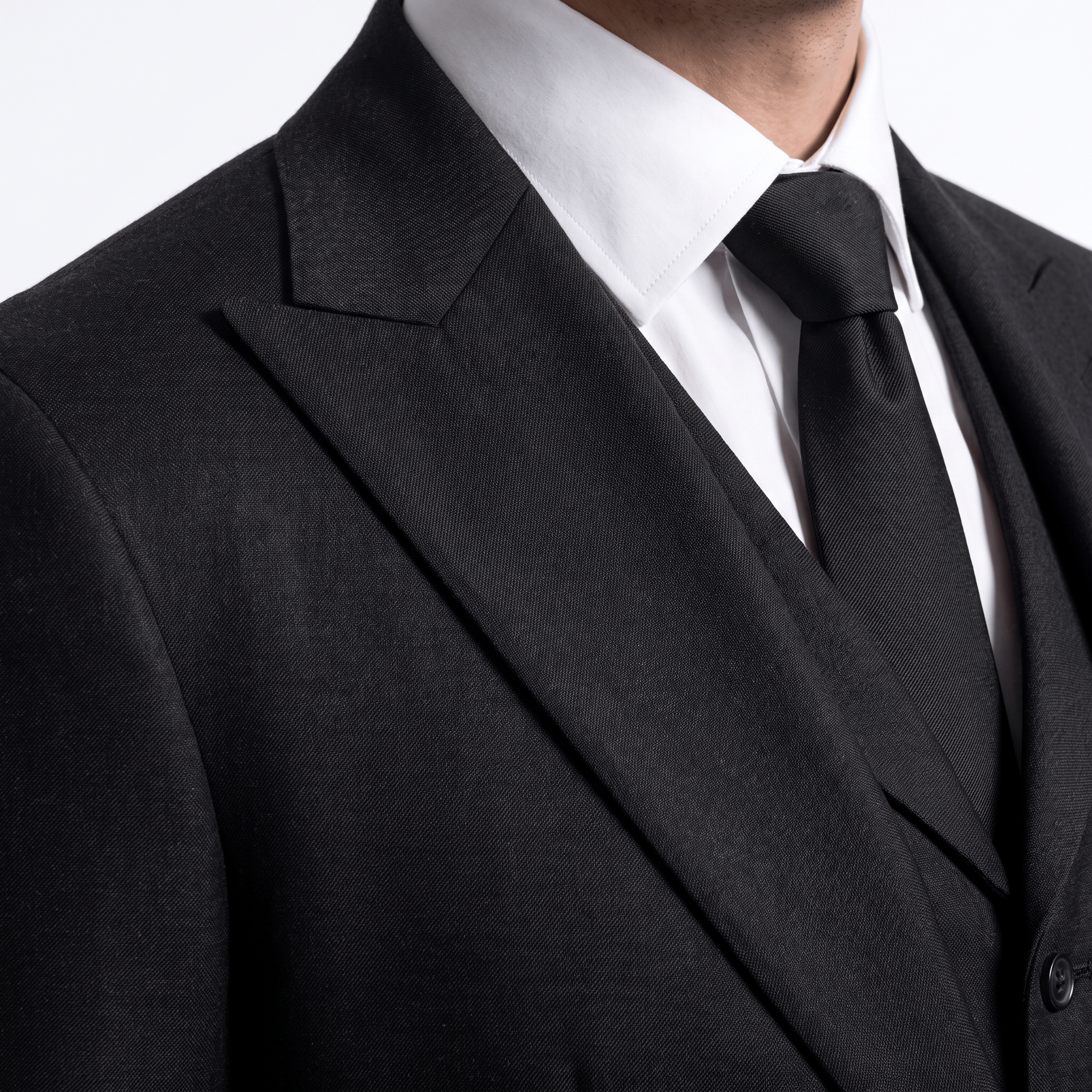 aesido Black Classic Men’s 3-Piece Suit – Peak Lapel Blazer, Vest & Pants