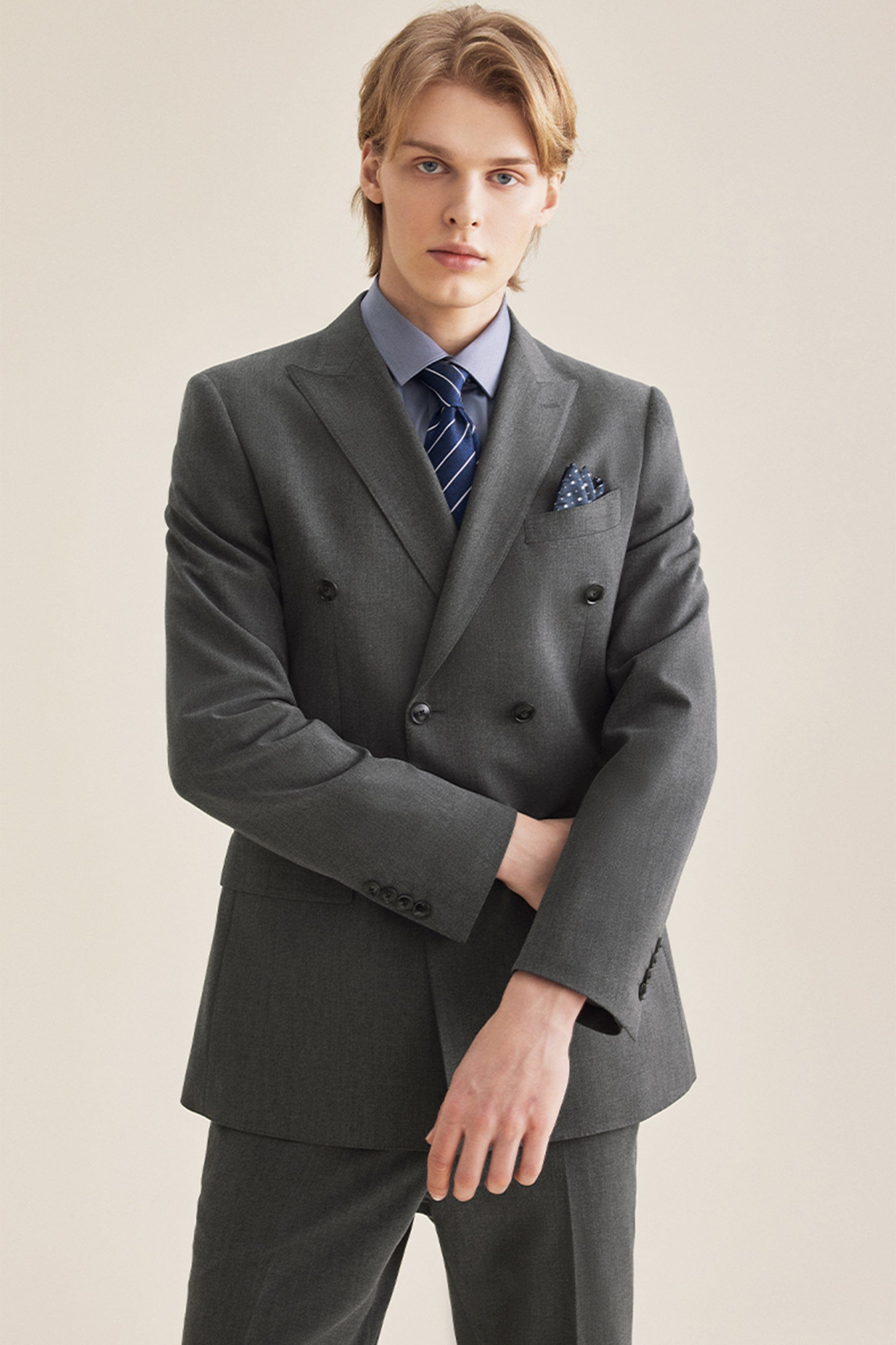 aesido Grey 3 Piece Double Breasted Business Casual Slim Fit Men's Suit Groom Wedding Reception Dress