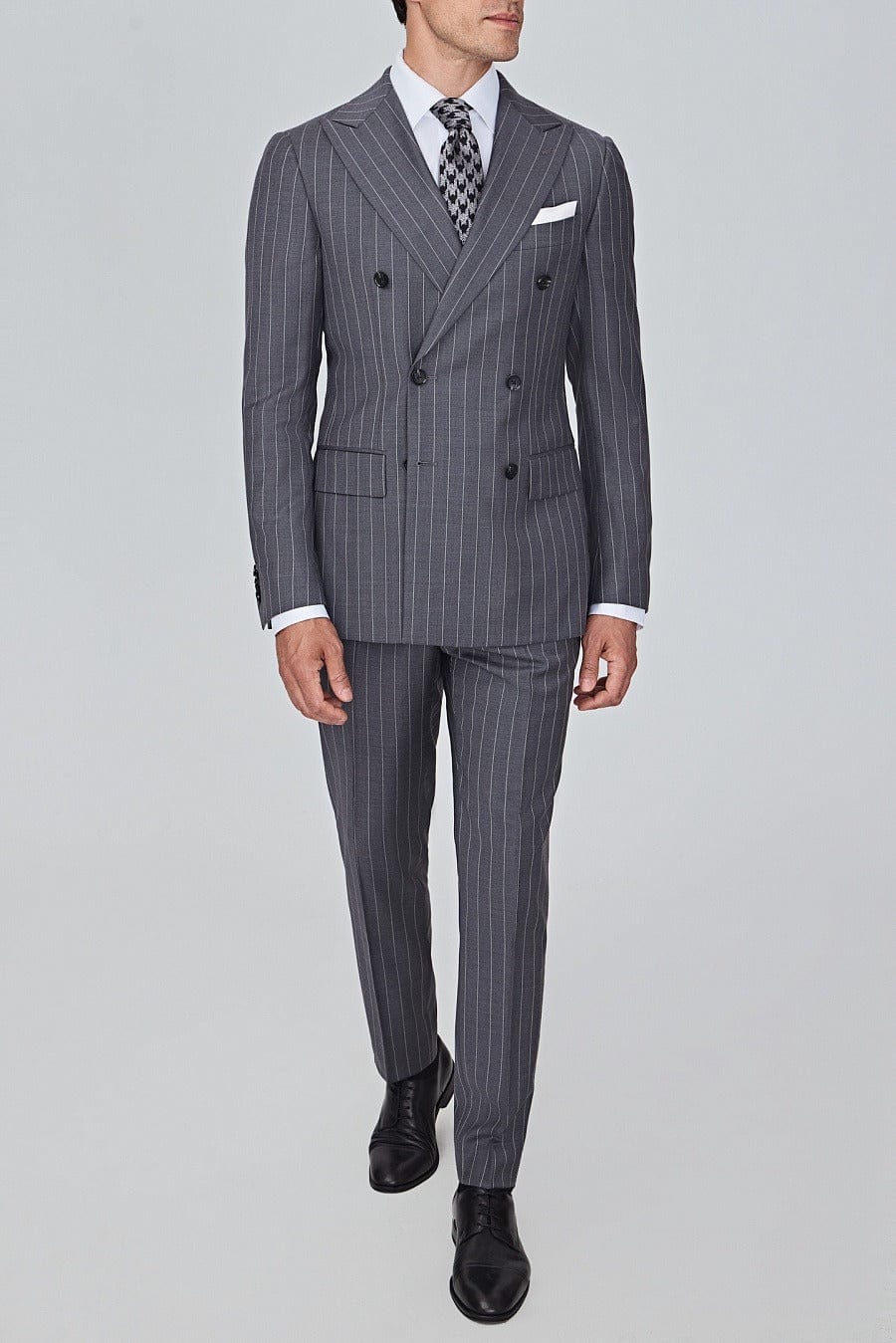 aesido Men’s Grey Pinstripe Double-Breasted Suit Set – Blazer & Pants