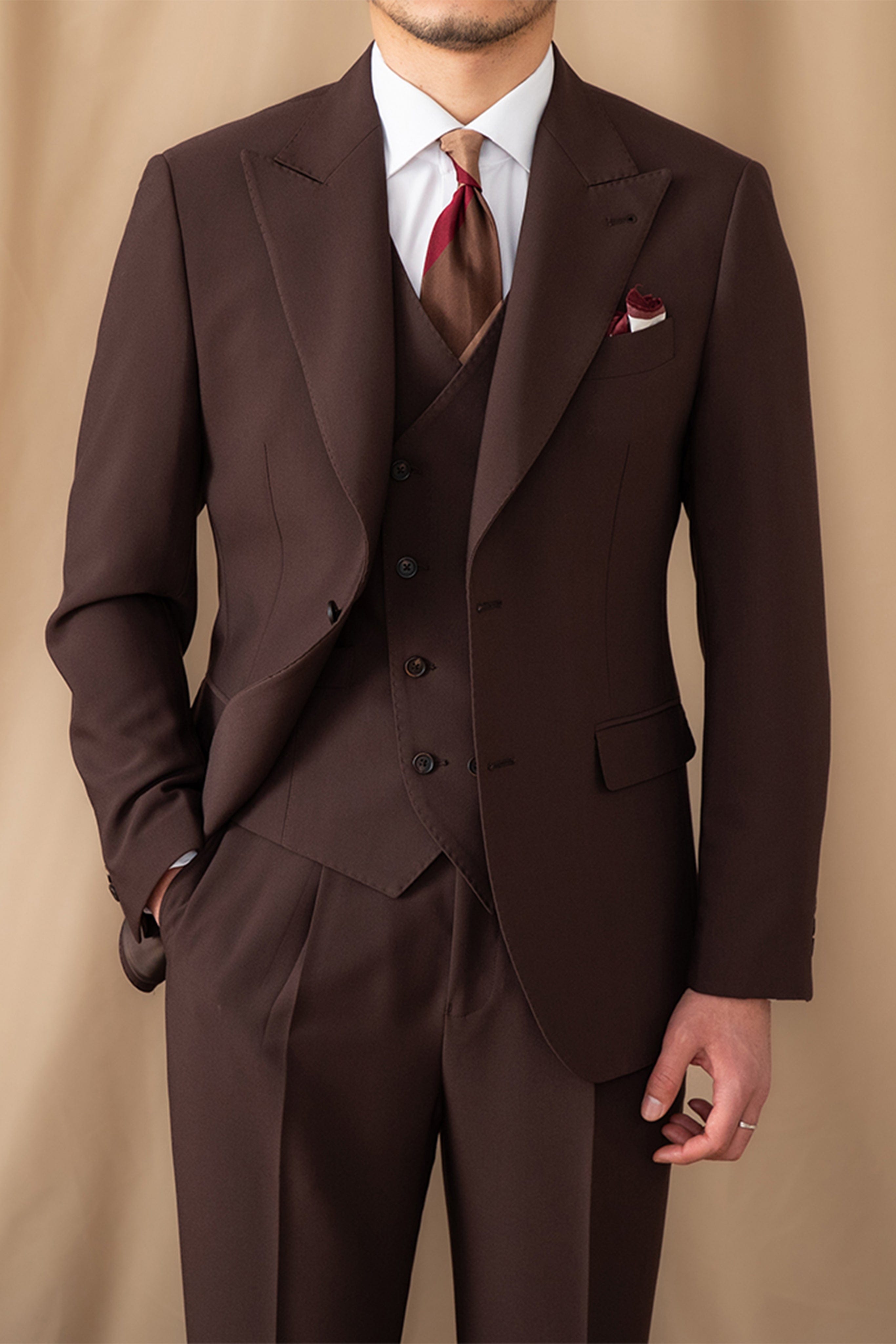 aesido Men's Suit 3 Piece Coffee Business Casual Peak Lapel Jacket (Blazer+Vest+Pants)