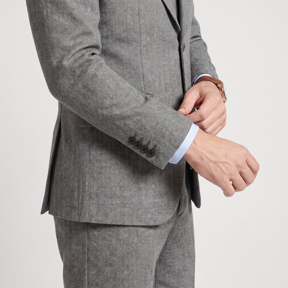 Aesido 3 Pieces Business Herringbone Peak Lapel Men's Suit (Blazer+Vest+Pants)